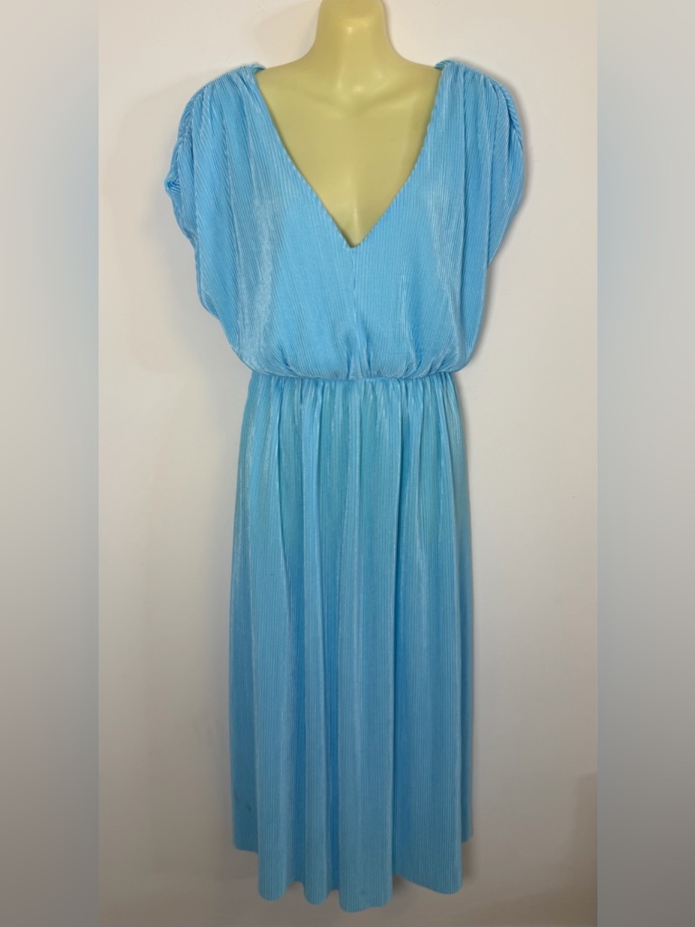 Intempo Ribbed Blue Plisse Midi Dress